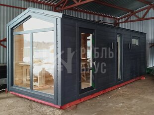 Мобильная баня в БАРН стиле с панорамным окном