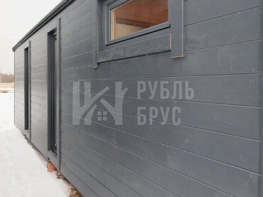 Мобильная баня в БАРН стиле с крыльцом